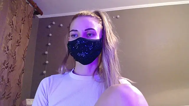 Iris lave online show from 09/15/25, 04:18