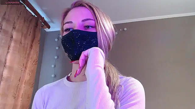 Iris lave online show from 09/29/25, 03:06