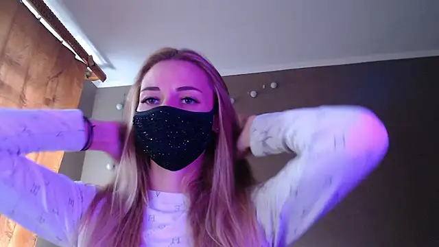 Iris lave online show from 09/30/25, 02:22