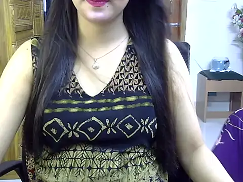 Snapshot of Obonti_2000 chatting on 10/25/25, 05:30 Obonti 2000 online show from 10/25/25, 05:30