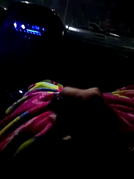 Snapshot of Frank0021 chatting on 11/13/25, 12:53 Frank0021 online show from 11/13/25, 12:53