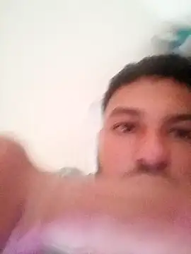 Snapshot of Frank0021 chatting on 01/10/26, 05:37 Frank0021 online show from 01/10/26, 05:37