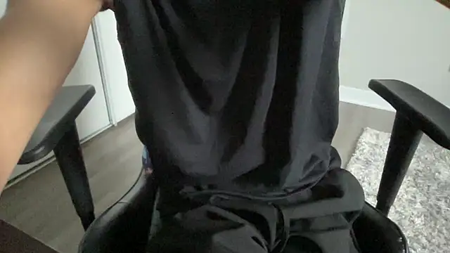 0xdeexnutz online show from 10/23/25, 03:22