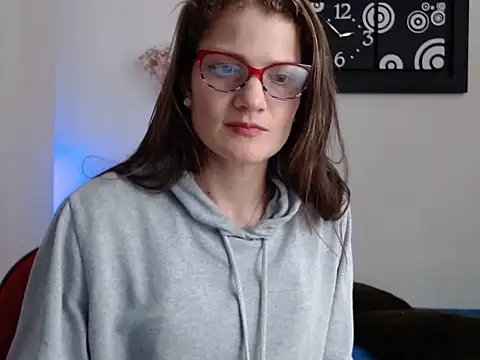 Camila-ventura online show from 10/02/25, 07:54