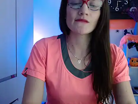 Camila-ventura online show from 10/31/25, 08:32