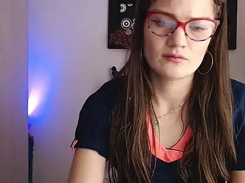 Camila-ventura online show from 11/03/25, 01:34