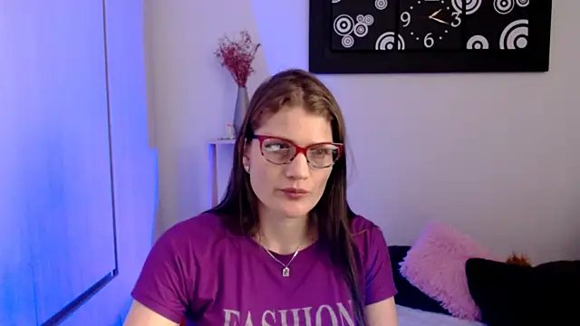 Camila-ventura online show from 02/04/26, 07:09