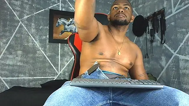 Snapshot of big_blackmen19 chatting on 03/23/26, 01:20 big blackmen19 online show from 03/23/26, 01:20