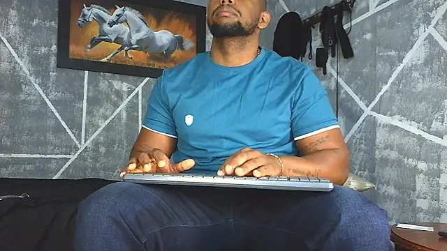 Snapshot of big_blackmen19 chatting on 04/28/26, 01:27 big blackmen19 online show from 04/28/26, 01:27