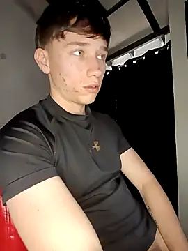 Snapshot of Logan_sixxer chatting on 09/14/25, 07:24 Logan sixxer online show from 09/14/25, 07:24