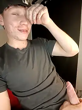 Snapshot of Logan_sixxer chatting on 10/17/25, 09:50 Logan sixxer online show from 10/17/25, 09:50