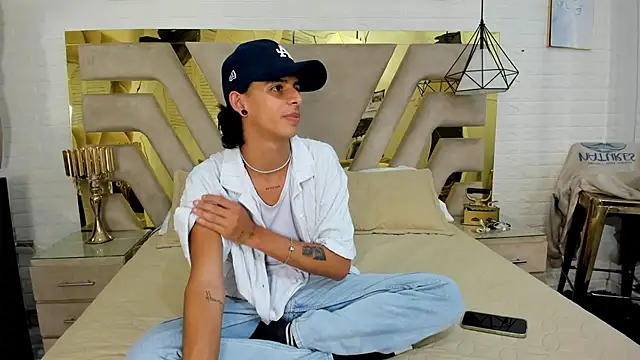 Snapshot of Ibratxandy chatting on 11/04/25, 07:13 Ibratxandy online show from 11/04/25, 07:13