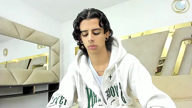 Snapshot of Ibratxandy chatting on 11/23/25, 12:05 Ibratxandy online show from 11/23/25, 12:05