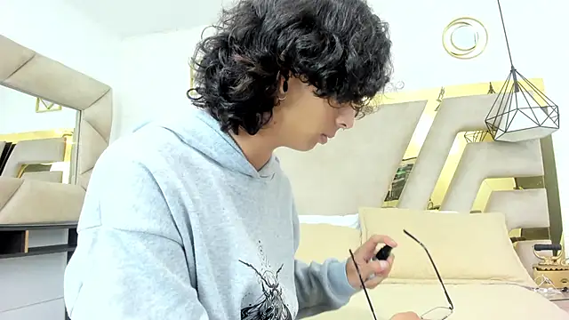 Snapshot of Ibratxandy chatting on 11/29/25, 07:06 Ibratxandy online show from 11/29/25, 07:06