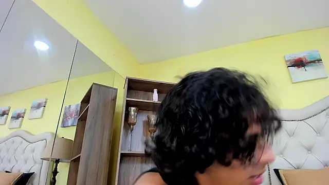 Snapshot of Ibratxandy chatting on 12/15/25, 07:18 Ibratxandy online show from 12/15/25, 07:18