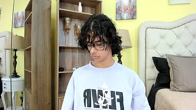 Ibratxandy online show from 12/22/25, 07:11