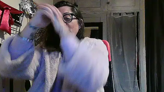 Snapshot of Mistress-Ivy51 chatting on 10/13/25, 06:24 Mistress-Ivy51 online show from 10/13/25, 06:24