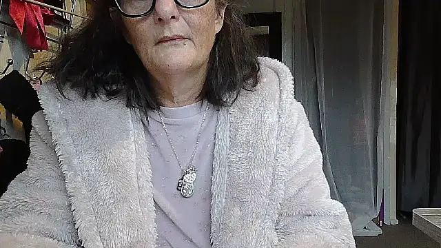 Snapshot of Mistress-Ivy51 chatting on 10/15/25, 07:19 Mistress-Ivy51 online show from 10/15/25, 07:19