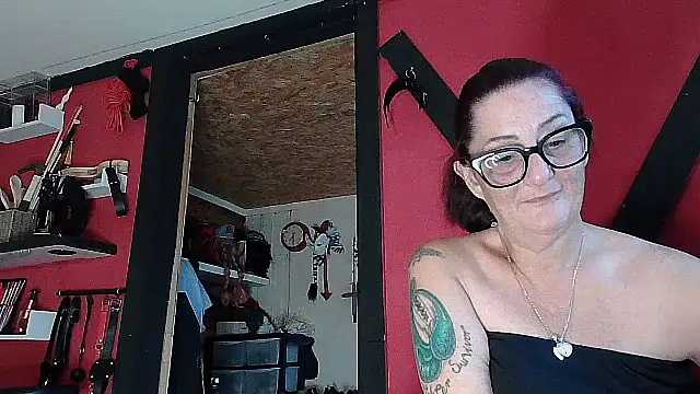 Snapshot of Mistress-Ivy51 chatting on 11/05/25, 07:30 Mistress-Ivy51 online show from 11/05/25, 07:30