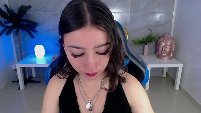 Snapshot of venuss09_s chatting on 01/08/26, 01:13 venuss09 s online show from 01/08/26, 01:13