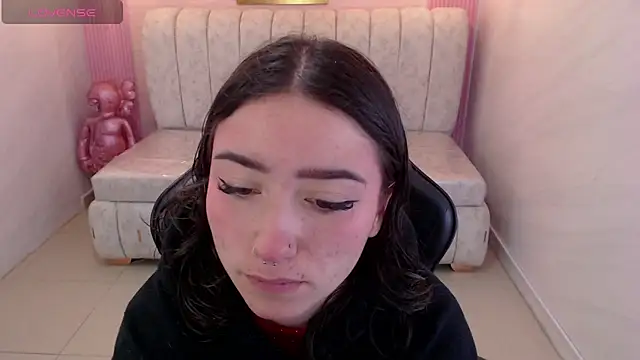 Snapshot of venuss09_s chatting on 03/18/26, 01:14 venuss09 s online show from 03/18/26, 01:14