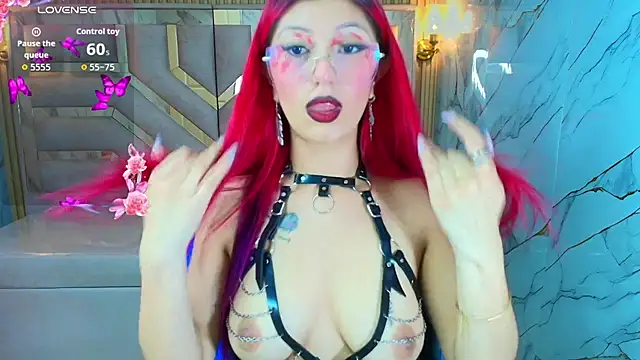 lola bonnie r online show from 10/20/25, 07:36