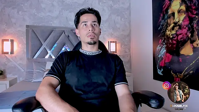 Snapshot of loghan_fox chatting on 10/31/25, 04:13 loghan fox online show from 10/31/25, 04:13