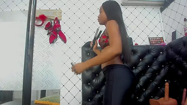 EMMA SANTANA online show from 10/19/25, 02:18