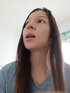 Snapshot of Arianna_Moss chatting on 06/19/26, 02:32 Arianna Moss online show from 06/19/26, 02:32