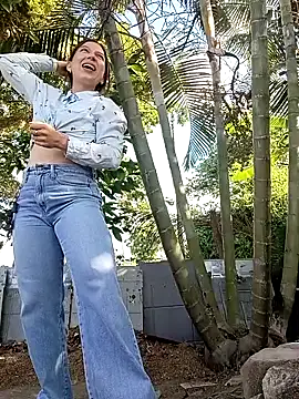 Snapshot of Arianna_Moss chatting on 07/04/26, 09:21 Arianna Moss online show from 07/04/26, 09:21