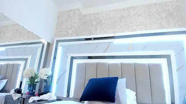 melodycharlotte online show from 09/24/25, 12:19