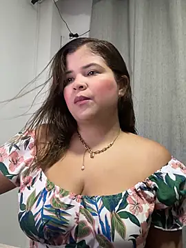 Snapshot of lilith_cut3 chatting on 04/04/26, 04:15 lilith cut3 online show from 04/04/26, 04:15