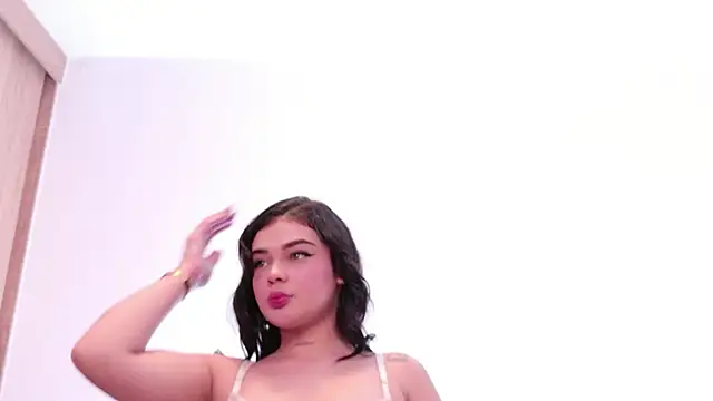 DulceDuarte online show from 10/17/25, 11:02