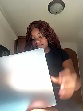 Snapshot of chocolatito-ho chatting on 02/13/26, 07:21 chocolatito-ho online show from 02/13/26, 07:21