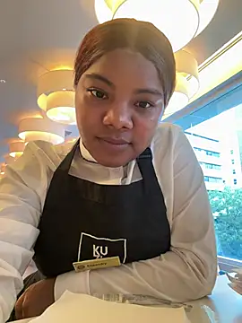 Snapshot of chocolatito-ho chatting on 03/23/26, 10:36 chocolatito-ho online show from 03/23/26, 10:36