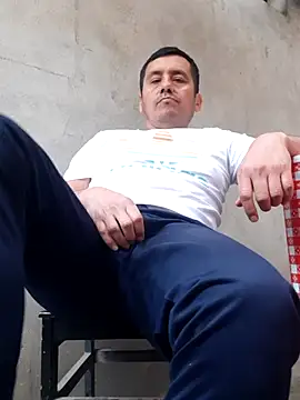 Snapshot of joanluperu chatting on 11/12/25, 09:36 joanluperu online show from 11/12/25, 09:36