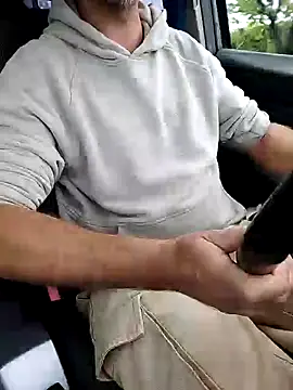 Snapshot of cazzoweb chatting on 09/10/25, 08:03 cazzoweb online show from 09/10/25, 08:03