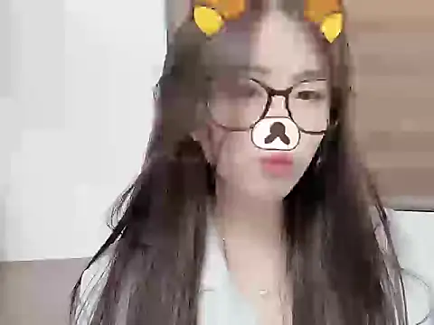 Amelia-babee online show from 09/23/25, 12:41