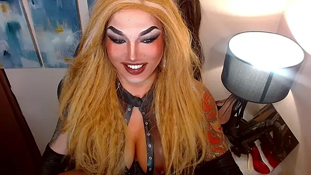 Snapshot of xmadisonmitressxx chatting on 10/05/25, 11:08 xmadisonmitressxx online show from 10/05/25, 11:08