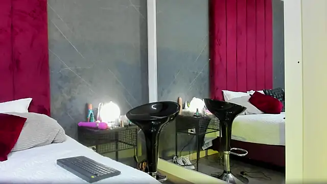 SiennaMonroe  online show from 09/27/25, 05:40