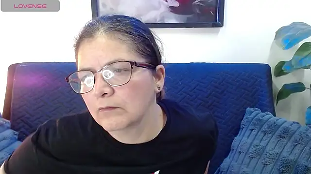 Linda banks  online show from 10/11/25, 02:44