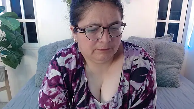 Linda banks  online show from 11/27/25, 01:29