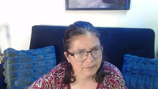 Snapshot of Linda_banks_ chatting on 12/20/25, 02:51 Linda banks online show from 12/20/25, 02:51