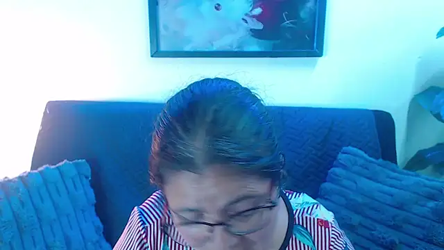 Snapshot of Linda_banks_ chatting on 12/23/25, 01:25 Linda banks online show from 12/23/25, 01:25