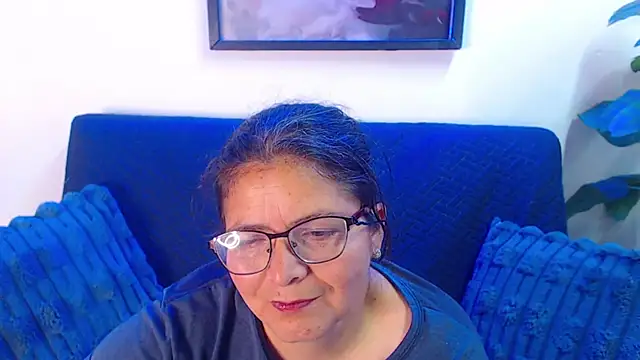 Snapshot of Linda_banks_ chatting on 01/11/26, 12:54 Linda banks online show from 01/11/26, 12:54