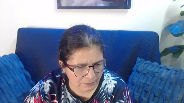 Snapshot of Linda_banks_ chatting on 01/14/26, 01:11 Linda banks online show from 01/14/26, 01:11