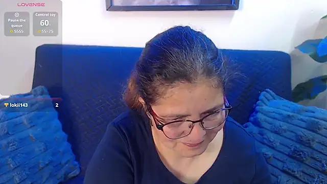 Snapshot of Linda_banks_ chatting on 01/18/26, 02:04 Linda banks online show from 01/18/26, 02:04