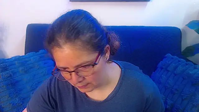 Snapshot of Linda_banks_ chatting on 02/05/26, 02:05 Linda banks online show from 02/05/26, 02:05