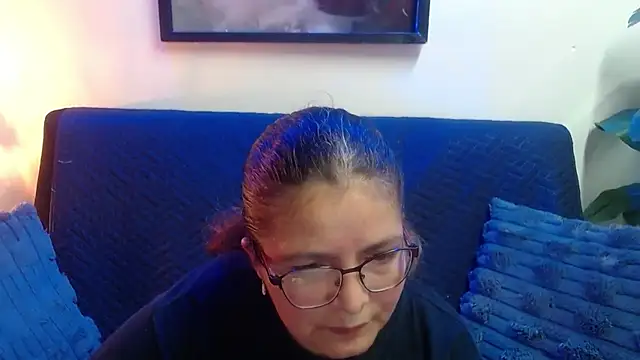 Snapshot of Linda_banks_ chatting on 05/10/26, 01:55 Linda banks online show from 05/10/26, 01:55