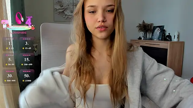 flooora 0 online show from 05/09/26, 02:28
